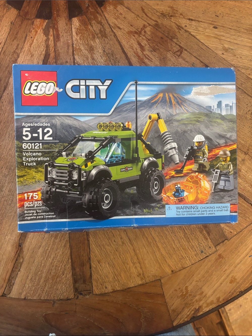 New Lego City #60121 Volcano Exploration Truck